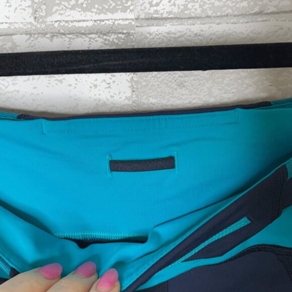 Lululemon Navy Inspire Crop II 22" - Picture 11 of 15